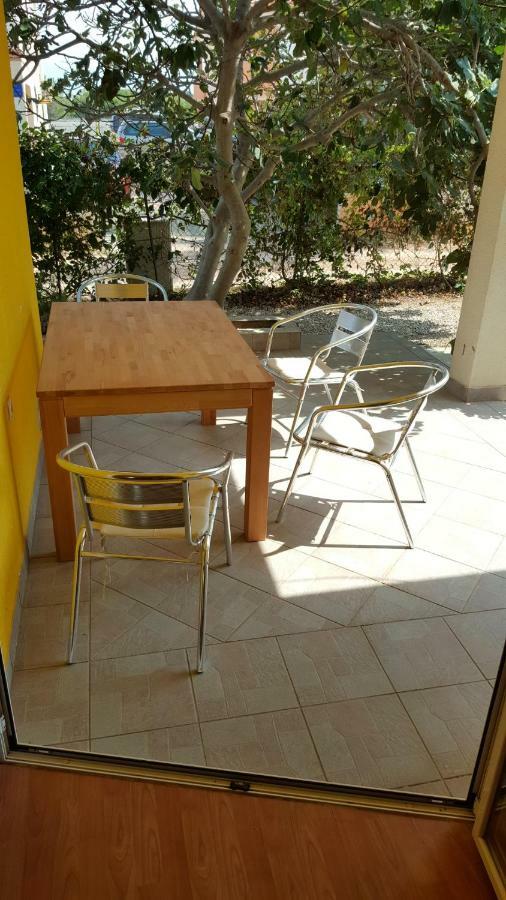 Apartamento Haus Zarko Vir Exterior foto