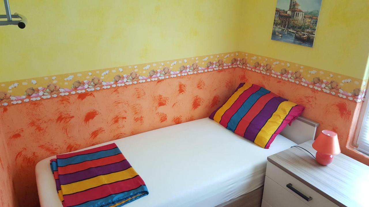 Apartamento Haus Zarko Vir Exterior foto